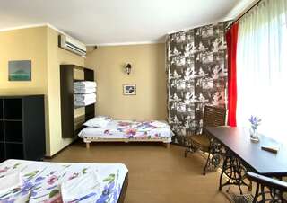 Гостиница У Антонины Архипо-Осиповка 4-местная комната стандарт-2