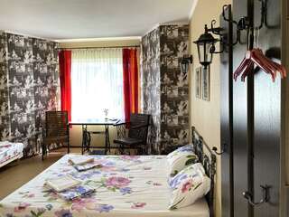 Гостиница У Антонины Архипо-Осиповка 4-местная комната стандарт-4